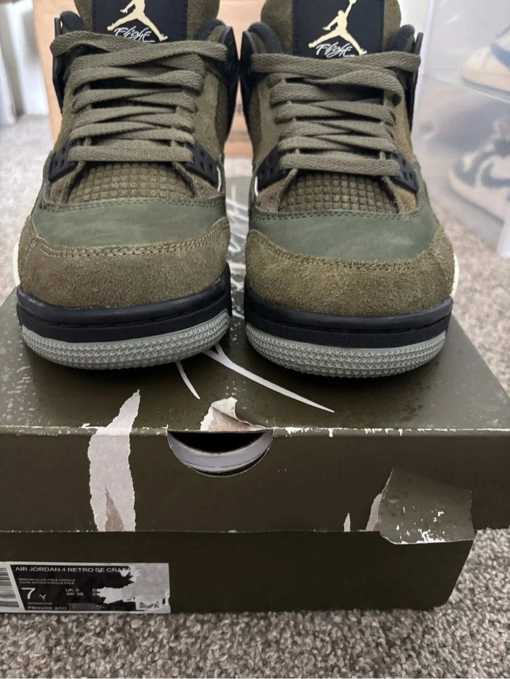 Jordan 4 craft olive